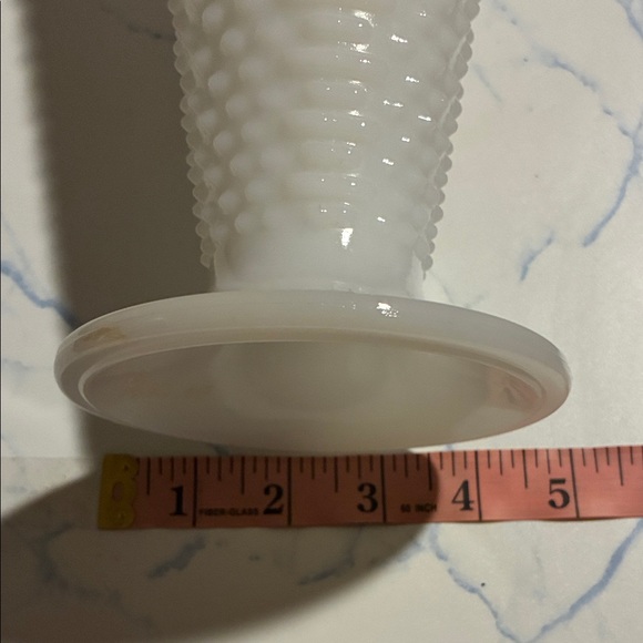 Large Vintage Ruffled Rim White Milk Glass Hobnail Vase - Picture 7 of 7